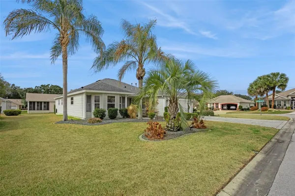 Property Slideshow image 2 of 37 | 16672 se 78th live oak ave, The Villages, FL, 32162