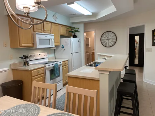 Property Slideshow image 3 of 30 | 1215 n middleton dr 3002, Calabash, NC, 28467