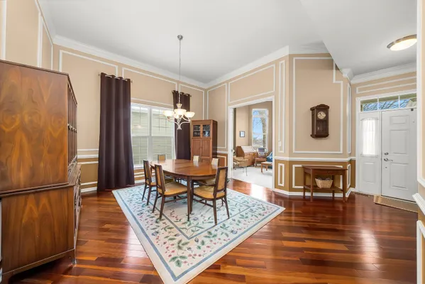 Property Slideshow image 2 of 28 | 3858 kingsmill dr, Elgin, IL, 60124