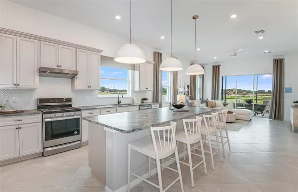 Property Slideshow image 3 of 19 | 6323 dew drop loop, St Cloud, FL, 34771