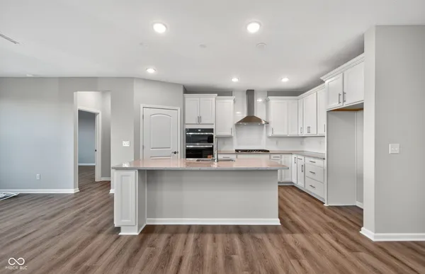 Property Slideshow image 2 of 34 | 13129 seven springs ln, Noblesville, IN, 46060