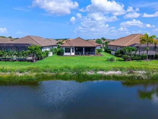 Property Slideshow image 3 of 47 | 5365 salcano st, Sarasota, FL, 34238