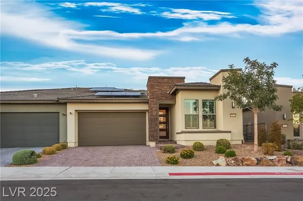 Property Slideshow image 2 of 49 | 9576 bloodstone ln, Las Vegas, NV, 89143