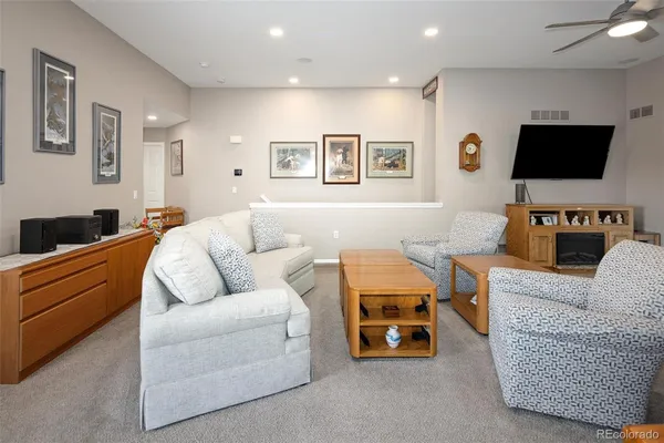 Property Slideshow image 3 of 50 | 7929 s buchanan way, Aurora, CO, 80016