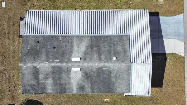 Property Slideshow image 3 of 38 | 1811 fox hill dr, Lakeland, FL, 33810