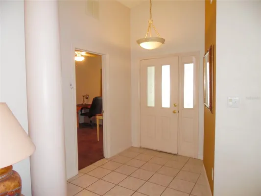 Property Slideshow image 3 of 23 | 24947 cranes roost cir, Leesburg, FL, 34748