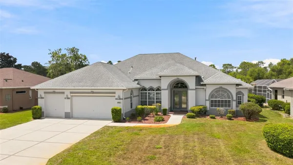 Property Slideshow image 2 of 74 | 8722 mississippi run, Weeki Wachee, FL, 34613