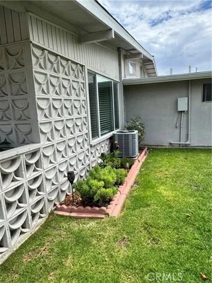 Property Slideshow image 2 of 44 | 1075 brookline rd, Seal Beach, CA, 90740