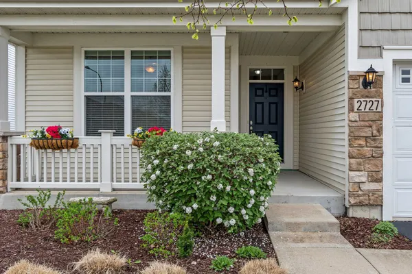 Property Slideshow image 2 of 43 | 2727 northmoor dr, Naperville, IL, 60564