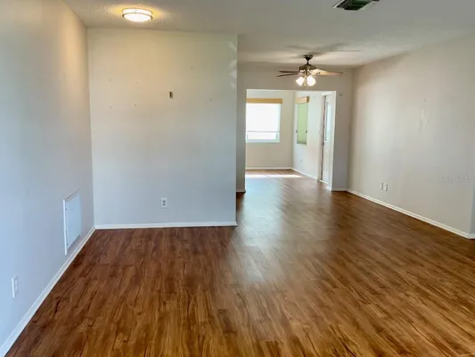 Property Slideshow image 3 of 43 | 9843 34th way n # 4, Pinellas Park, FL, 33782