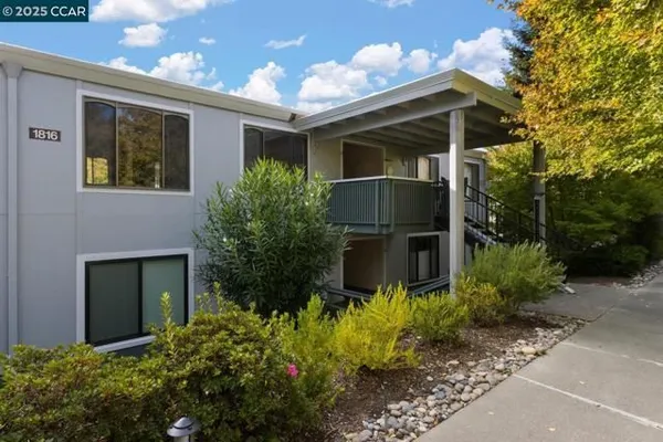 Property Slideshow image 2 of 60 | 1816 golden rain rd 13, Walnut Creek, CA, 94595