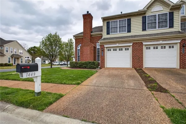 Property Slideshow image 3 of 41 | 1449 scoonie pointe dr, Chesapeake, VA, 23322