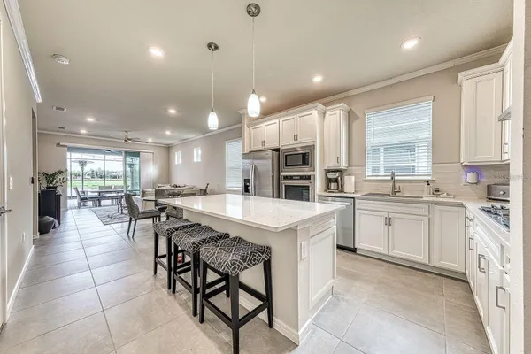 Property Slideshow image 3 of 50 | 2505 cliff way, St Cloud, FL, 34771