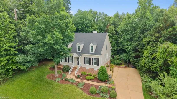 Property Slideshow image 2 of 39 | 109 marion, Williamsburg, VA, 23188