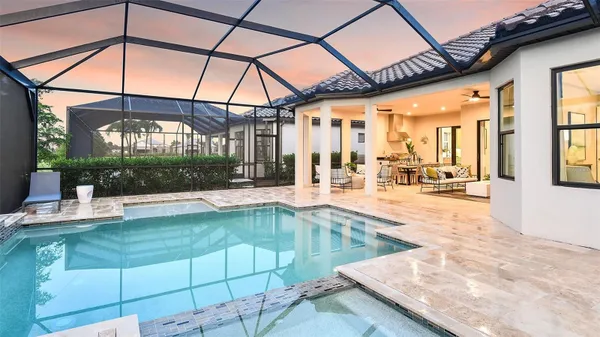 Property Slideshow image 2 of 19 | 7712 moonbeam ave, Sarasota, FL, 34241