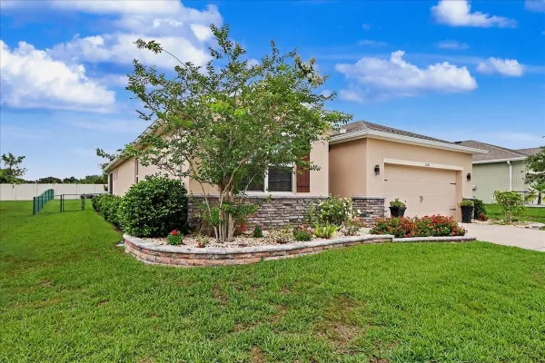 Property Slideshow image 3 of 70 | 6265 sw 88 loop, Ocala, FL, 34476