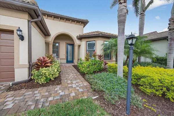 Property Slideshow image 3 of 96 | 16915 loudon pl, Bradenton, FL, 34202