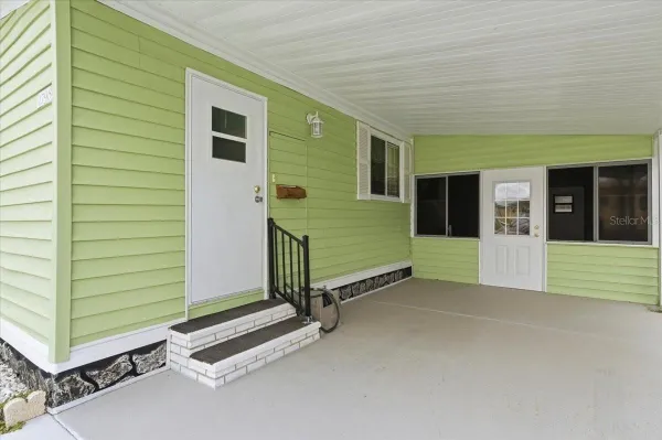 Property Slideshow image 3 of 41 | 1798 fox hill dr, Lakeland, FL, 33810