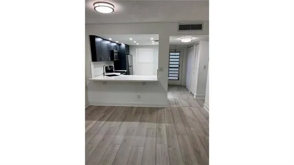 Property Slideshow image 3 of 11 | 6001 nw 61st ave 102, Tamarac, FL, 33319