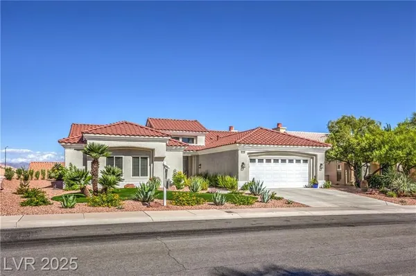 Property Slideshow image 2 of 34 | 3028 treesdale dr, Las Vegas, NV, 89134