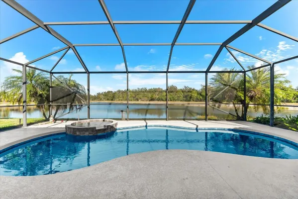 Property Slideshow image 3 of 81 | 343 river enclave ct, Bradenton, FL, 34212