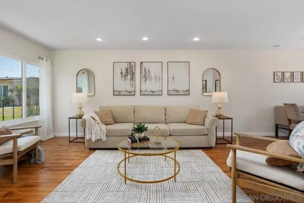 Property Slideshow image 2 of 22 | 3902 vista campana 58, Oceanside, CA, 92057