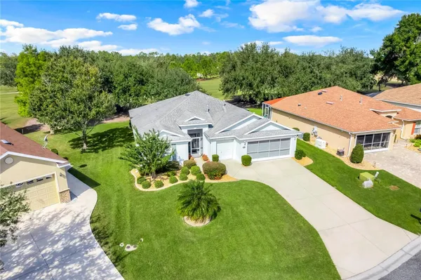 Property Slideshow image 2 of 32 | 26931 camerons run, Leesburg, FL, 34748