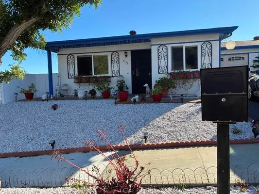 Property Slideshow image 2 of 3 | 3733 gail dr, Oceanside, CA, 92056