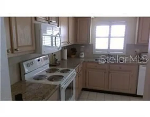 Property Slideshow image 2 of 12 | 13109 elgar pl, Riverview, FL, 33579