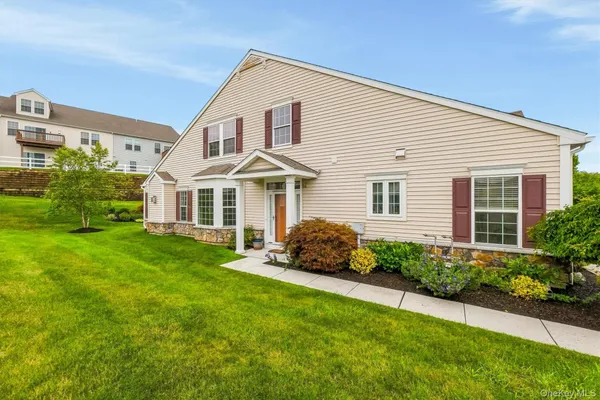 Property Slideshow image 2 of 49 | 8 atkins ct, Carmel, NY, 10512