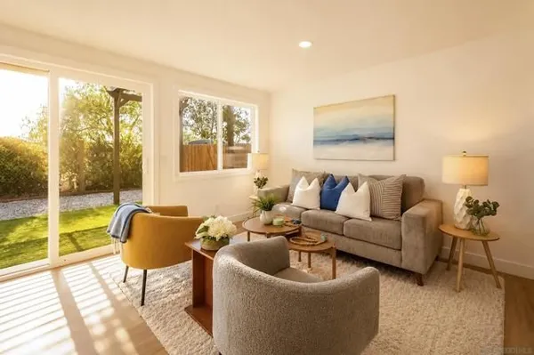 Property Slideshow image 3 of 27 | 313 san dimas ave, Oceanside, CA, 92057