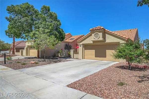 Property Slideshow image 2 of 99 | 2456 desert butte dr, Las Vegas, NV, 89134