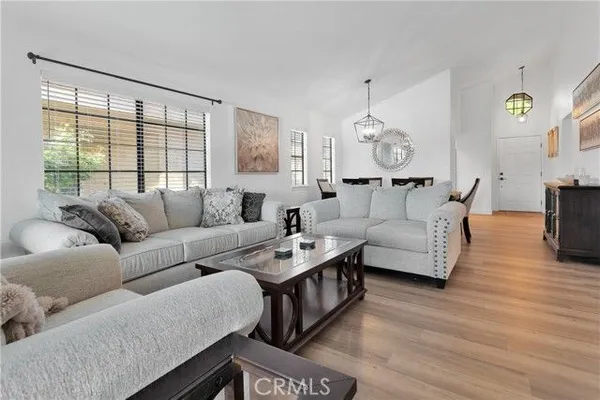 Property Slideshow image 3 of 27 | 11722 oak st, Apple Valley, CA, 92308