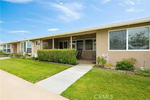 Property Slideshow image 3 of 27 | 1100 brookline rd, Seal Beach, CA, 90740