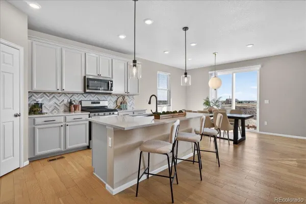 Property Slideshow image 3 of 38 | 588 silver rock trl, Castle Rock, CO, 80104