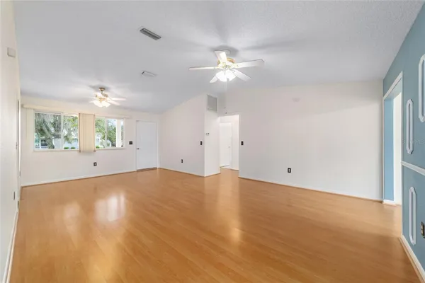 Property Slideshow image 3 of 16 | 8463 sw 108th ln, Ocala, FL, 34481