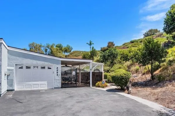 Property Slideshow image 3 of 45 | 4402 shearwater way, Oceanside, CA, 92057