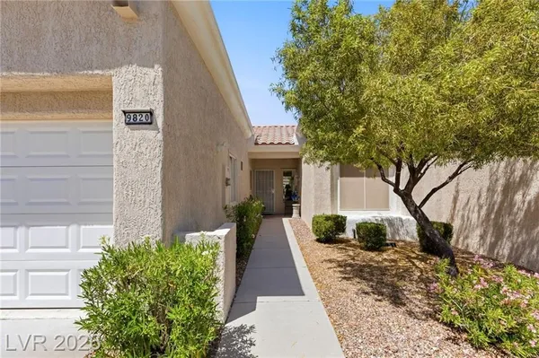 Property Slideshow image 2 of 31 | 9820 bundella dr, Las Vegas, NV, 89134
