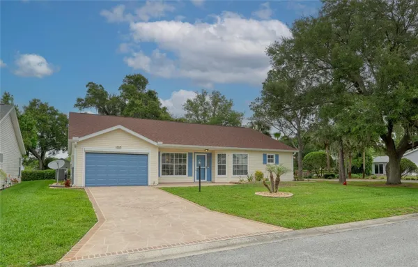 Property Slideshow image 2 of 31 | 5319 tangelo st, Leesburg, FL, 34748