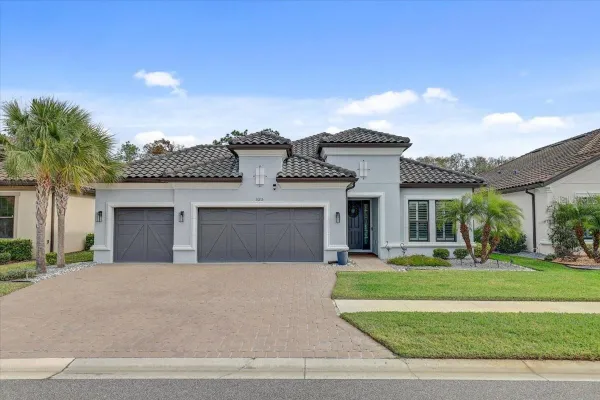 Property Slideshow image 2 of 81 | 20113 umbria hill dr, Tampa, FL, 33647