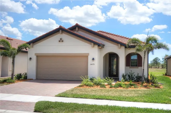 Property Slideshow image 2 of 38 | 24273 spartina dr, Venice, FL, 34293