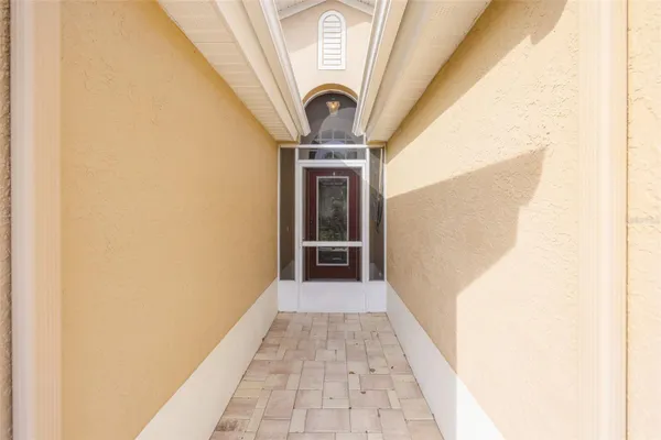 Property Slideshow image 3 of 69 | 930 villeroy greens dr, Sun City Center, FL, 33573