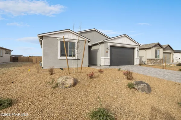 Property Slideshow image 2 of 40 | 7557 e fieldstone dr, Prescott Valley, AZ, 86315