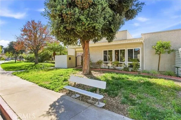 Property Slideshow image 3 of 35 | 2156 e via h, Laguna Woods, CA, 92637