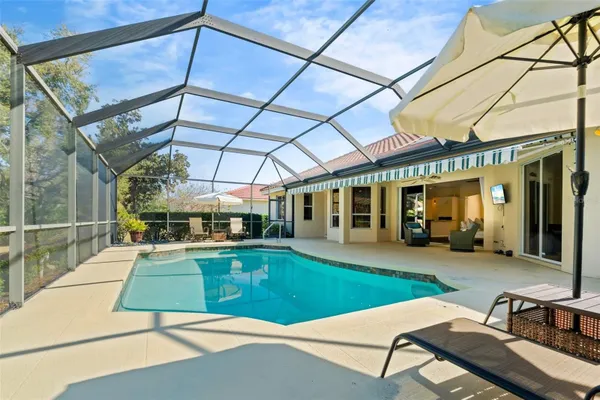 Property Slideshow image 3 of 43 | 4751 carrington cir, Sarasota, FL, 34243