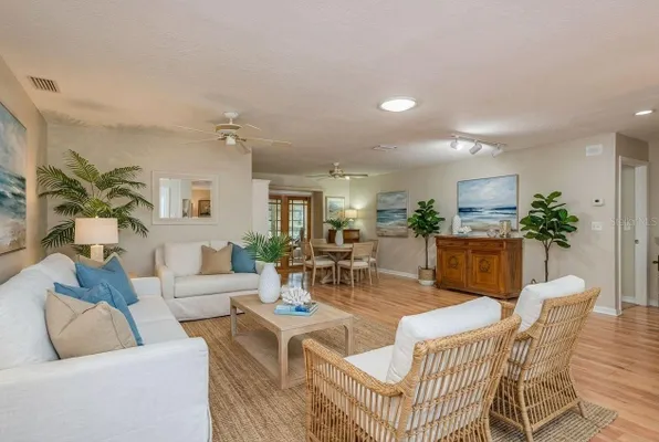 Property Slideshow image 2 of 62 | 3184 brunswick cir, Palm Harbor, FL, 34684