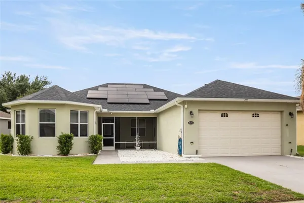 Property Slideshow image 3 of 54 | 26712 augusta springs cir, Leesburg, FL, 34748