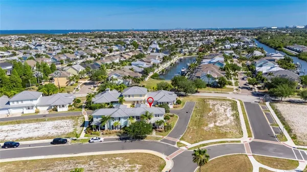 Property Slideshow image 2 of 91 | 5536 luminar pointe ln, Apollo Beach, FL, 33572