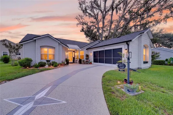 Property Slideshow image 2 of 32 | 313 gonzales pl, Lady Lake, FL, 32159