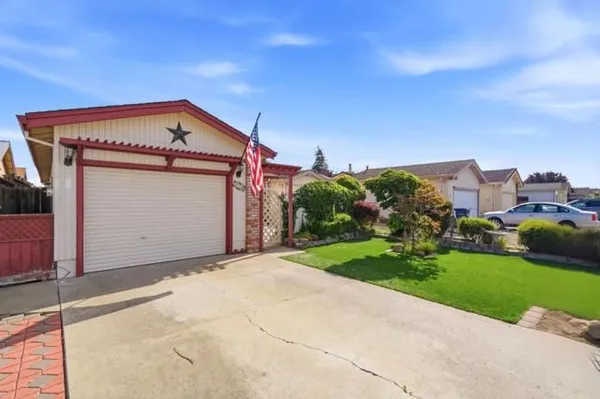 Property Slideshow image 3 of 41 | 478 vivienne dr, Watsonville, CA, 95076